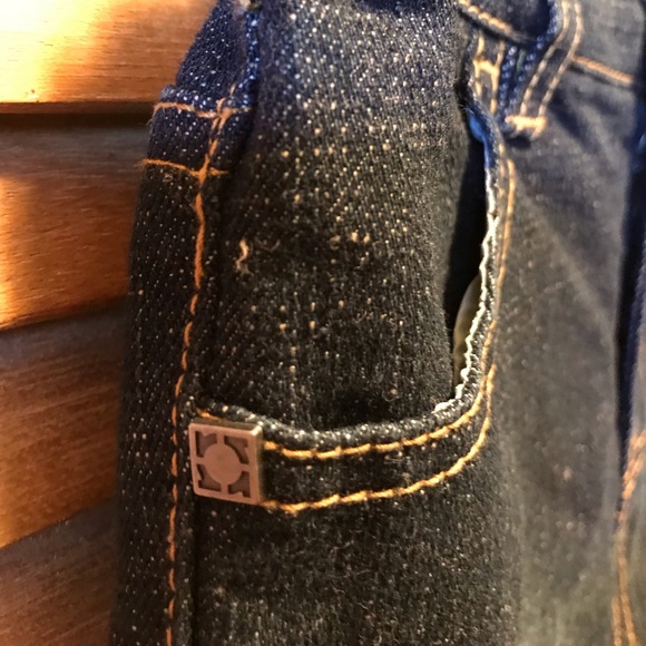 Kenneth Cole Reaction Jeans - Picture 7 of 8